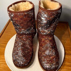 RARE Ugg Red, Gold & Silver Sequins Boots w Genuine Sheepskin Lining SZ 10